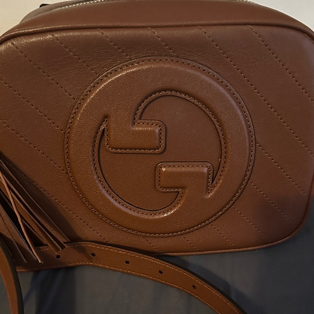 Gucci Brown Quilted Soho Disco Leather Crossbody with Tassel - Picture 2 of 10